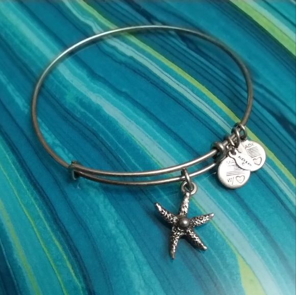 Alex And Ani Starfish Bracelet - Picture 1 of 9